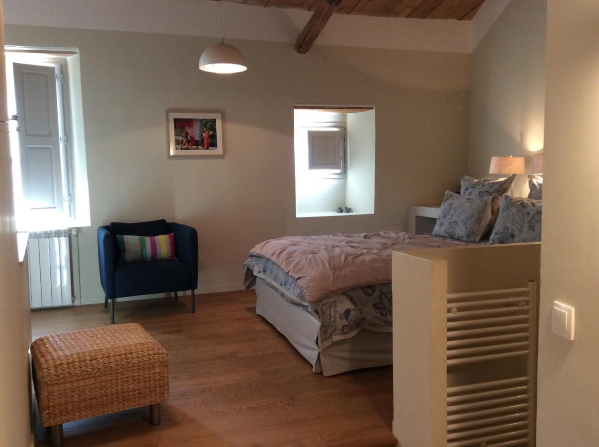 Le Moulin Des Pinchinats Bed & Breakfast Aix-en-Provence Luaran gambar