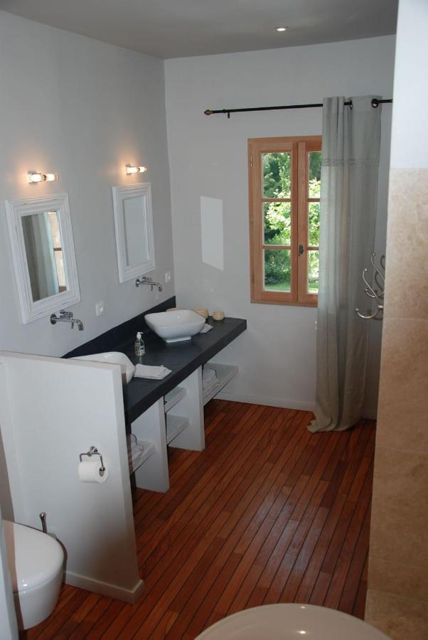 Le Moulin Des Pinchinats Bed & Breakfast Aix-en-Provence Luaran gambar